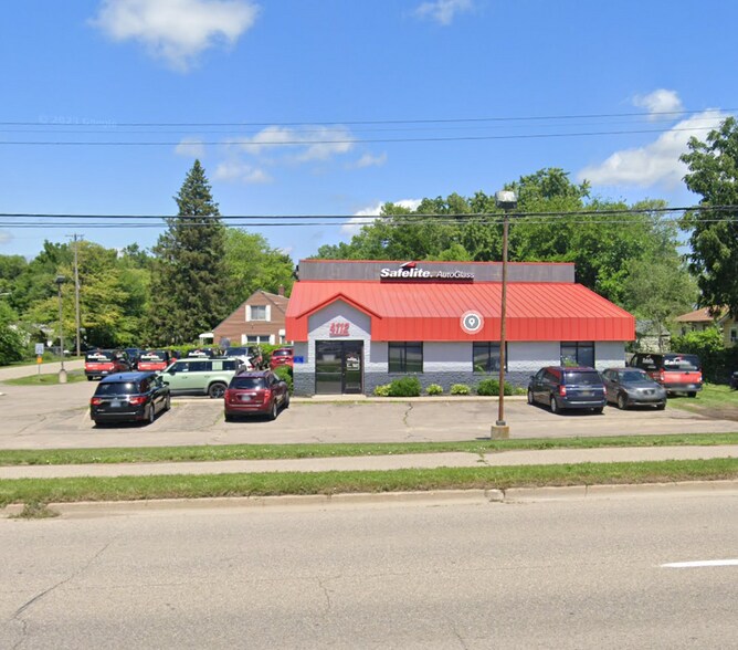 4112 Corunna Rd, Flint, MI à louer - Photo de l’immeuble – Image 2 sur 4