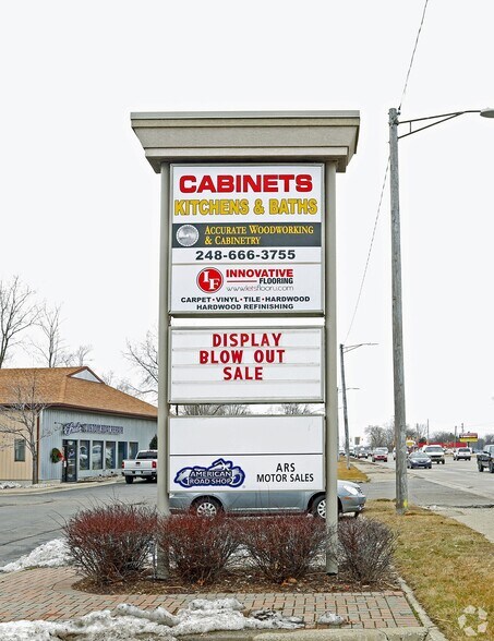 37,740 SF Four Building Portfolio portefeuille de 4 biens à vendre sur LoopNet.fr - Photo de l’immeuble – Image 3 sur 15