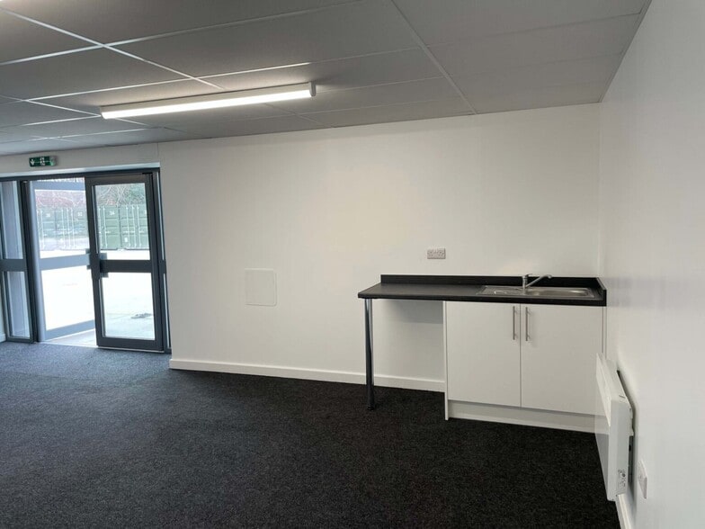 1-4 Brinsworth Street, Rotherham à louer - Photo intérieure – Image 2 sur 8