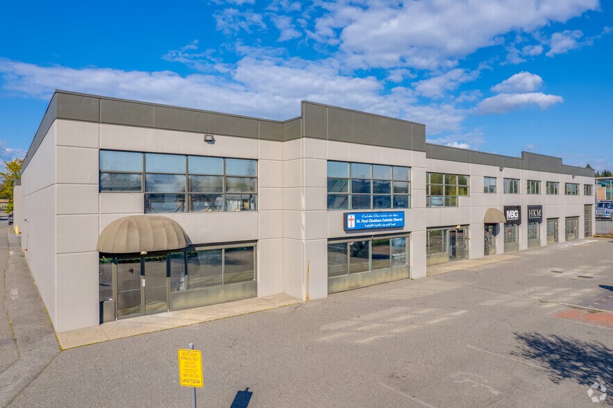 17957 55th Ave, Surrey, BC à vendre - Photo principale – Image 1 sur 64