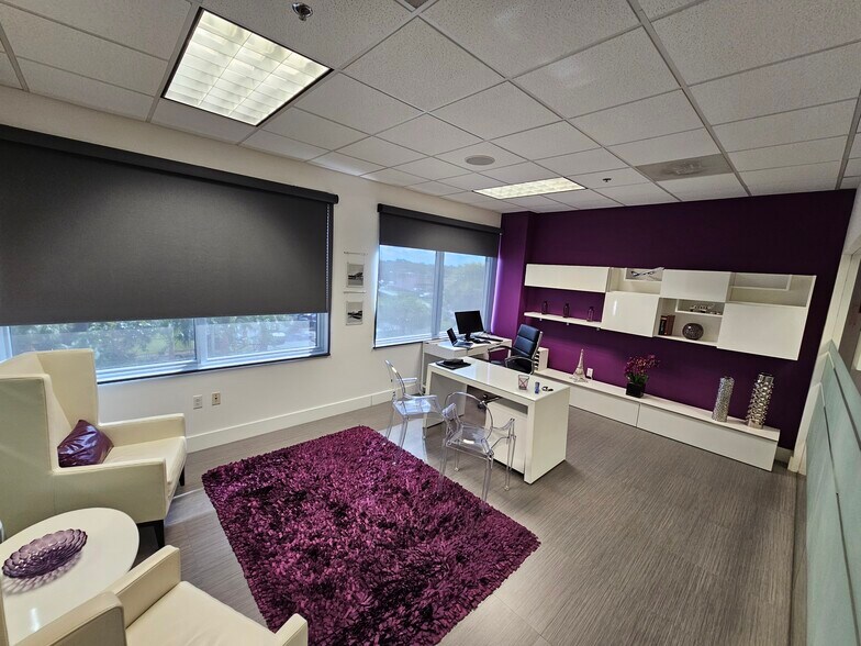 7950 NW 53rd St, Doral, FL à louer - Photo intérieure – Image 3 sur 16