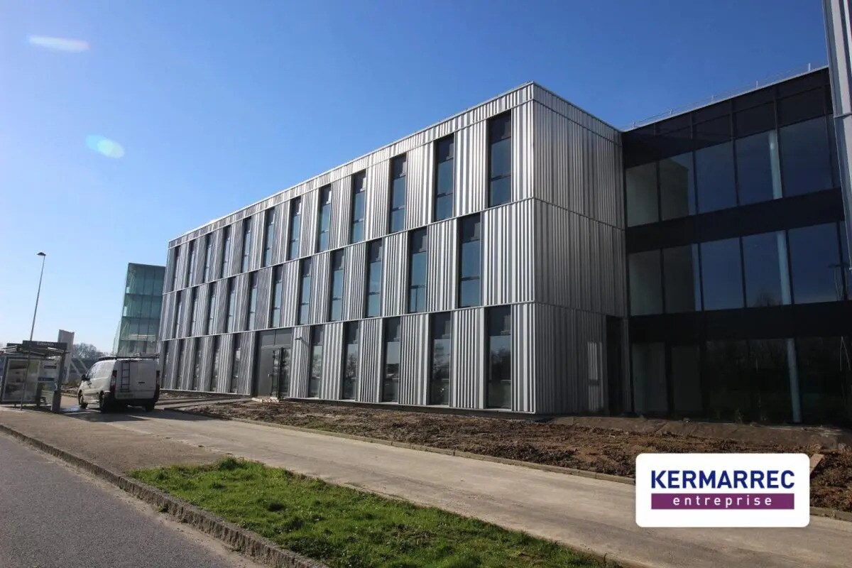 Bureau dans Saint-Grégoire à louer Photo principale– Image 1 sur 4