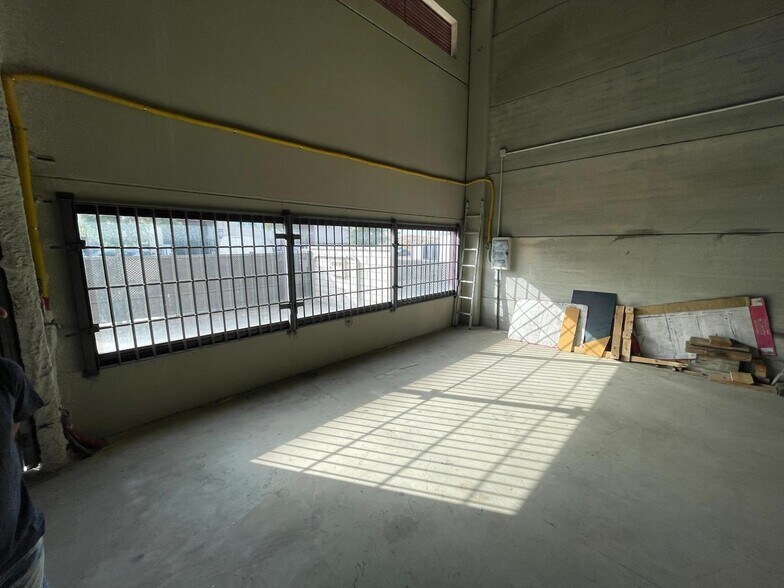 Industriel/Logistique dans Cáceres, Cáceres à vendre - Photo de l’immeuble – Image 3 sur 7