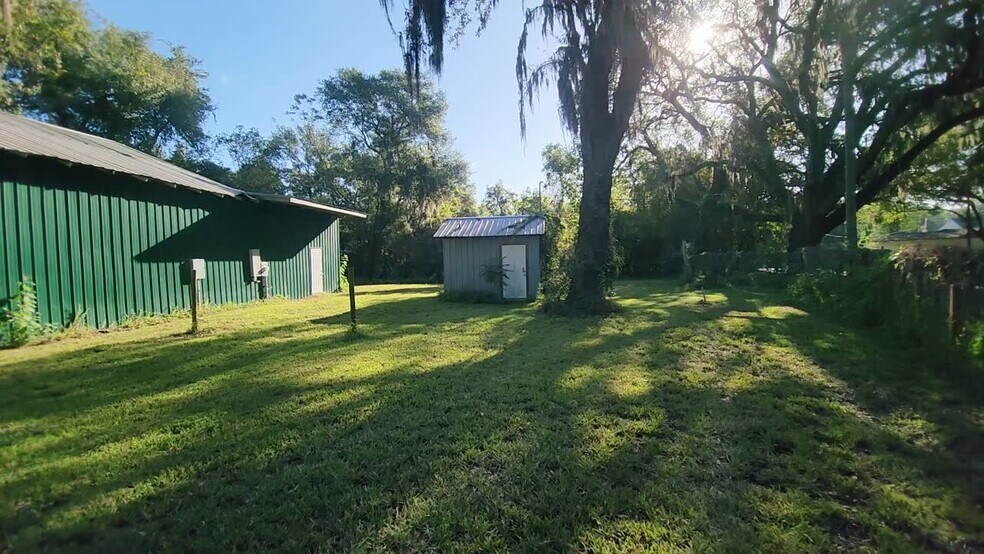 1415 Moody St, Jacksonville, FL à vendre - Vidéo sur l’annonce professionnelle – Image 2 sur 46