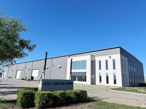 4701 United Dr, Oklahoma City, OK à louer Photo de l’immeuble– Image 1 sur 7