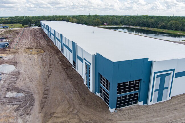 Plus de détails pour Pace Rd, Auburndale, FL - Industriel/Logistique à louer