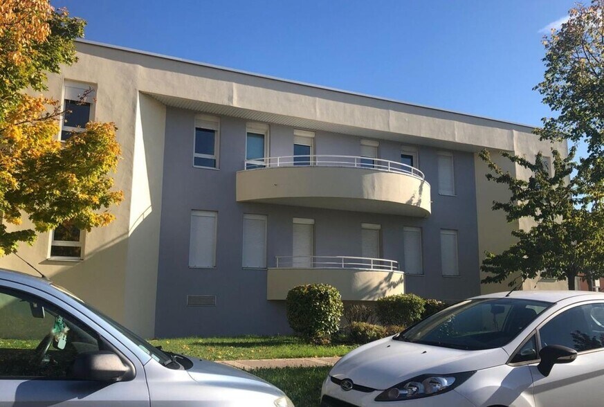 29 Rue Louis De Broglie, Dijon à louer - Photo de l’immeuble – Image 2 sur 4