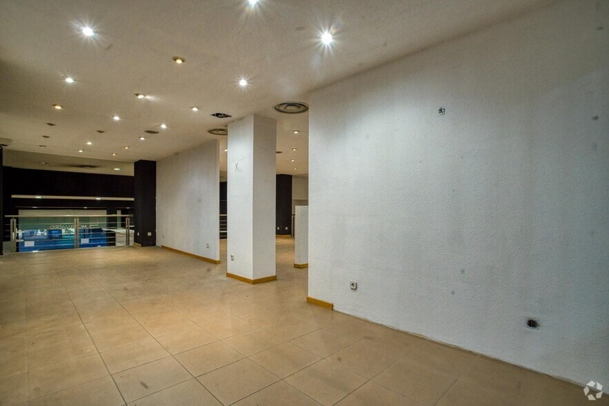 View Photo