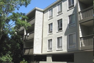 Plus de détails pour 216 Marin St, San Rafael, CA - Logement à vendre