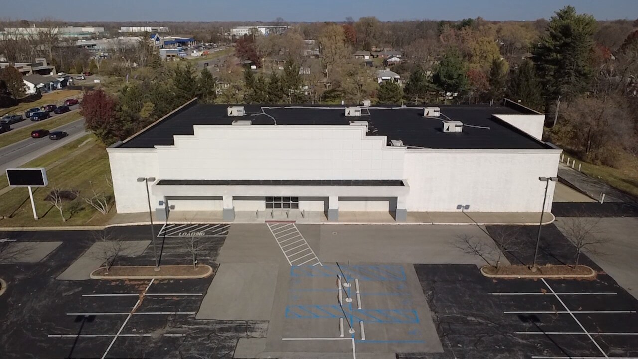 3632 S Scatterfield Rd, Anderson, IN à vendre Photo de l’immeuble– Image 1 sur 21