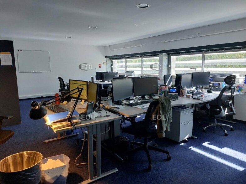 Bureau dans Nîmes à louer - Photo intérieure – Image 1 sur 5