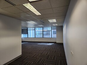 1440 Kapiolani Blvd, Honolulu, HI à louer Photo intérieure– Image 1 sur 2