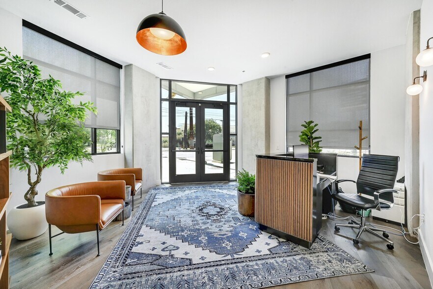2220 Webberville Rd, Austin, TX à vendre - Photo de l’immeuble – Image 3 sur 11