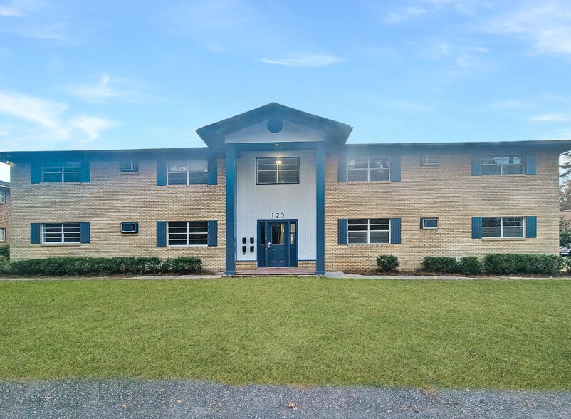120 Fred St, Summerville, SC à vendre - Photo de l’immeuble – Image 3 sur 4