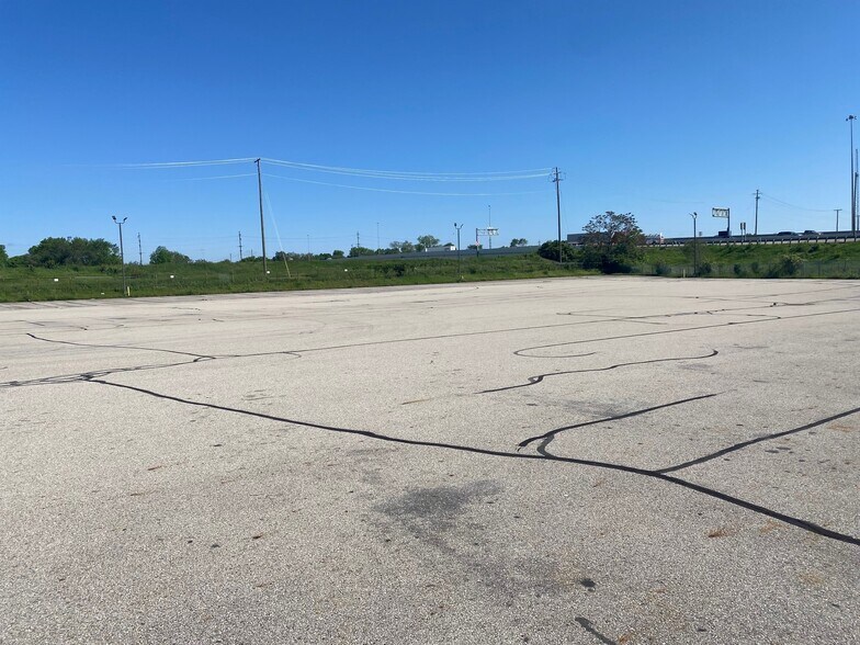 1799 Stanley Ave, Dayton, OH à louer - Photo de l’immeuble – Image 3 sur 10