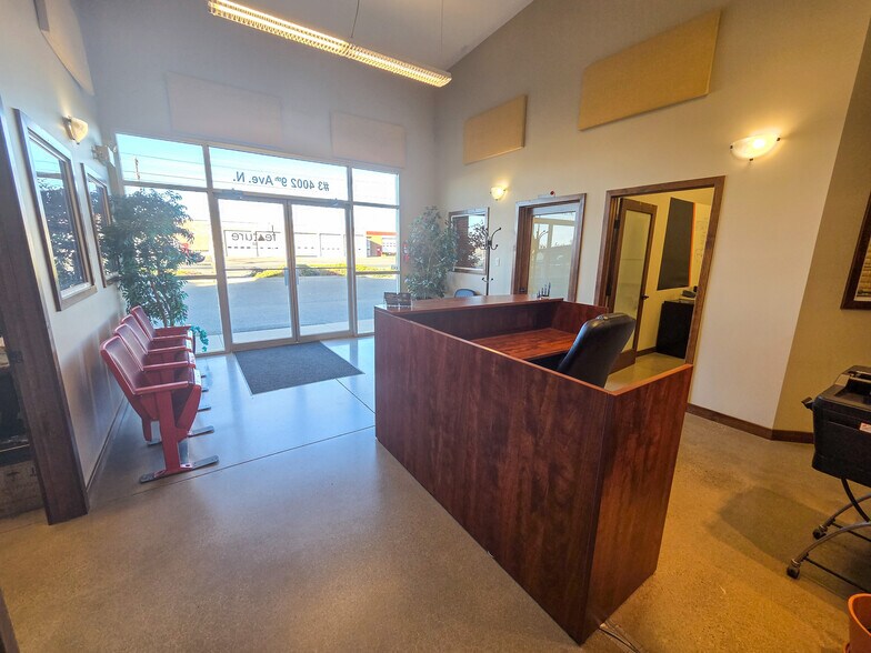 4002 9 Av N, Lethbridge, AB à vendre - Photo de l’immeuble – Image 2 sur 10