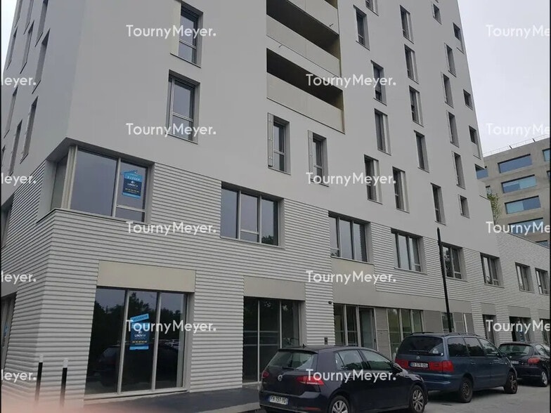 1 Rue Des Frères Lumières, Rennes à louer - Photo de l’immeuble – Image 3 sur 3
