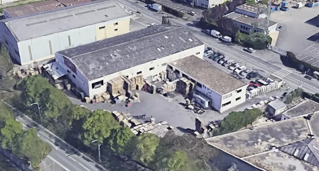 Plus de détails pour Local d'activités à louer