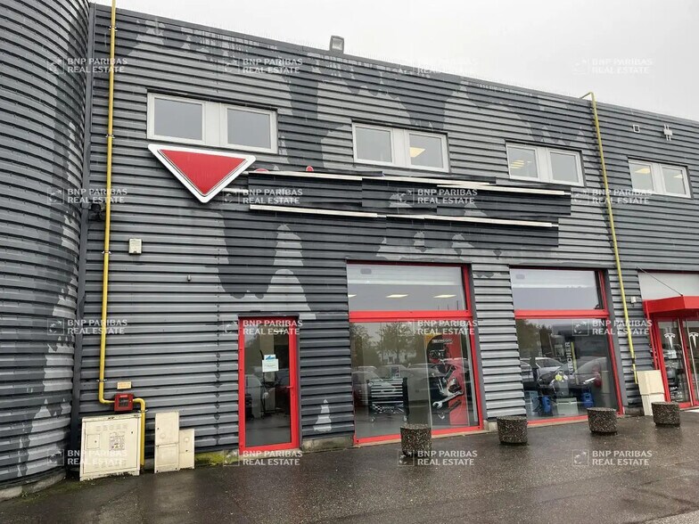 Local d’activités dans Sausheim à louer - Photo de l’immeuble – Image 1 sur 16