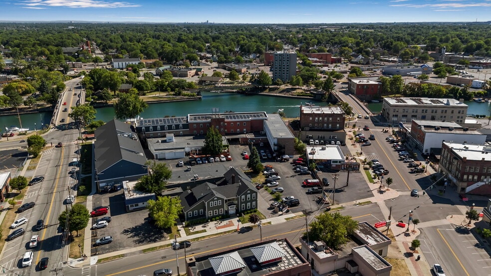 84 Sweeney St, North Tonawanda, NY à louer - Photo de l’immeuble – Image 3 sur 22