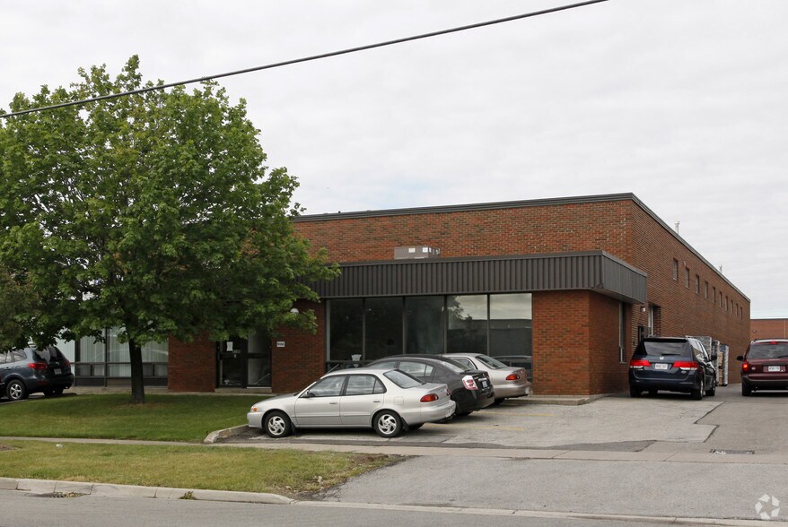 5188 Everest Dr, Mississauga, ON à louer - Photo de l’immeuble – Image 2 sur 2