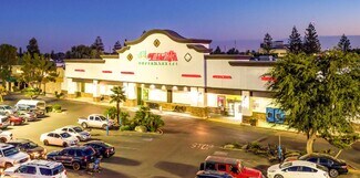 Plus de détails pour 1111 N Cherry St, Tulare, CA - Local commercial à louer