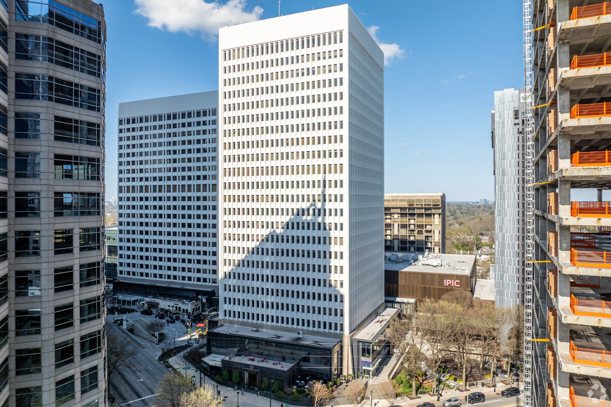 1175 Peachtree St NE, Atlanta, GA à louer Photo principale– Image 1 sur 145