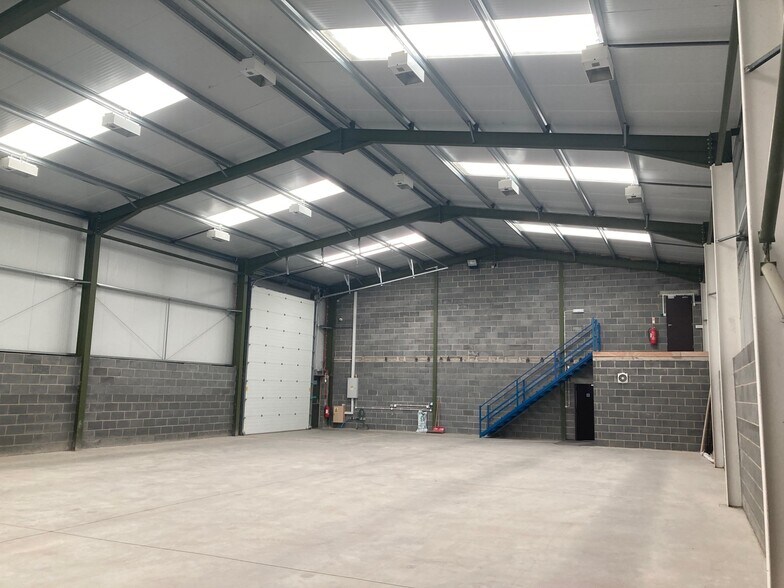 7 Ellerbeck Ct, Middlesbrough à louer - Photo de l’immeuble – Image 2 sur 7