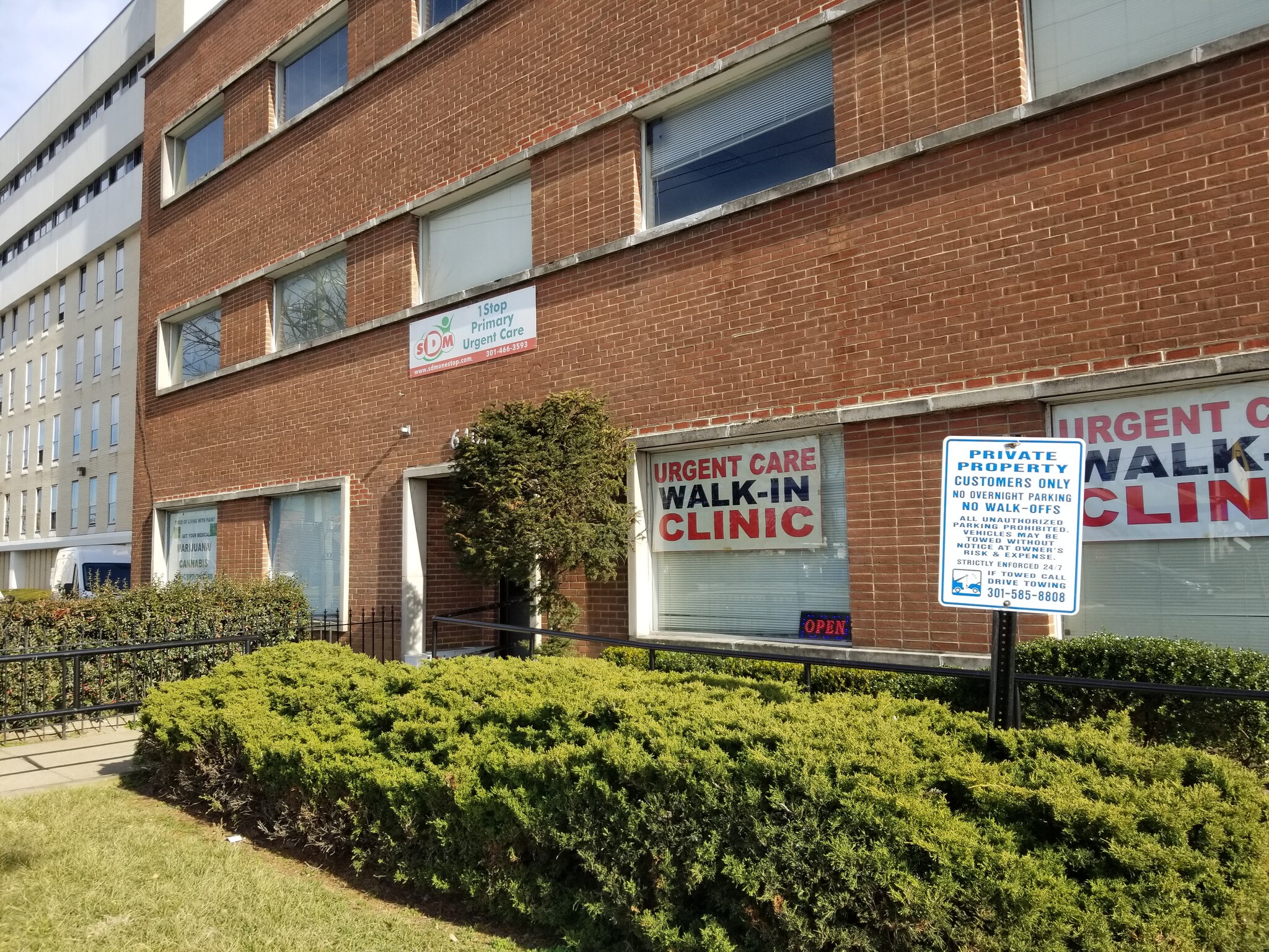 6401 New Hampshire Ave, Hyattsville, MD à louer Photo de l’immeuble– Image 1 sur 6