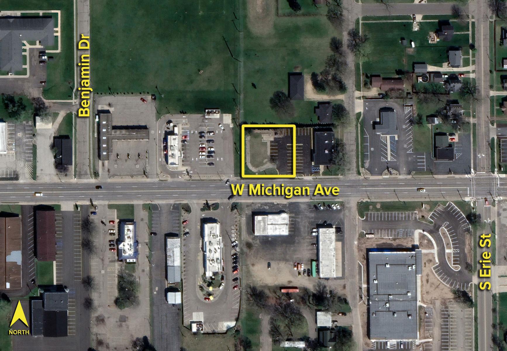 1005 W Michigan Ave, Three Rivers, MI à vendre Photo de l’immeuble– Image 1 sur 3