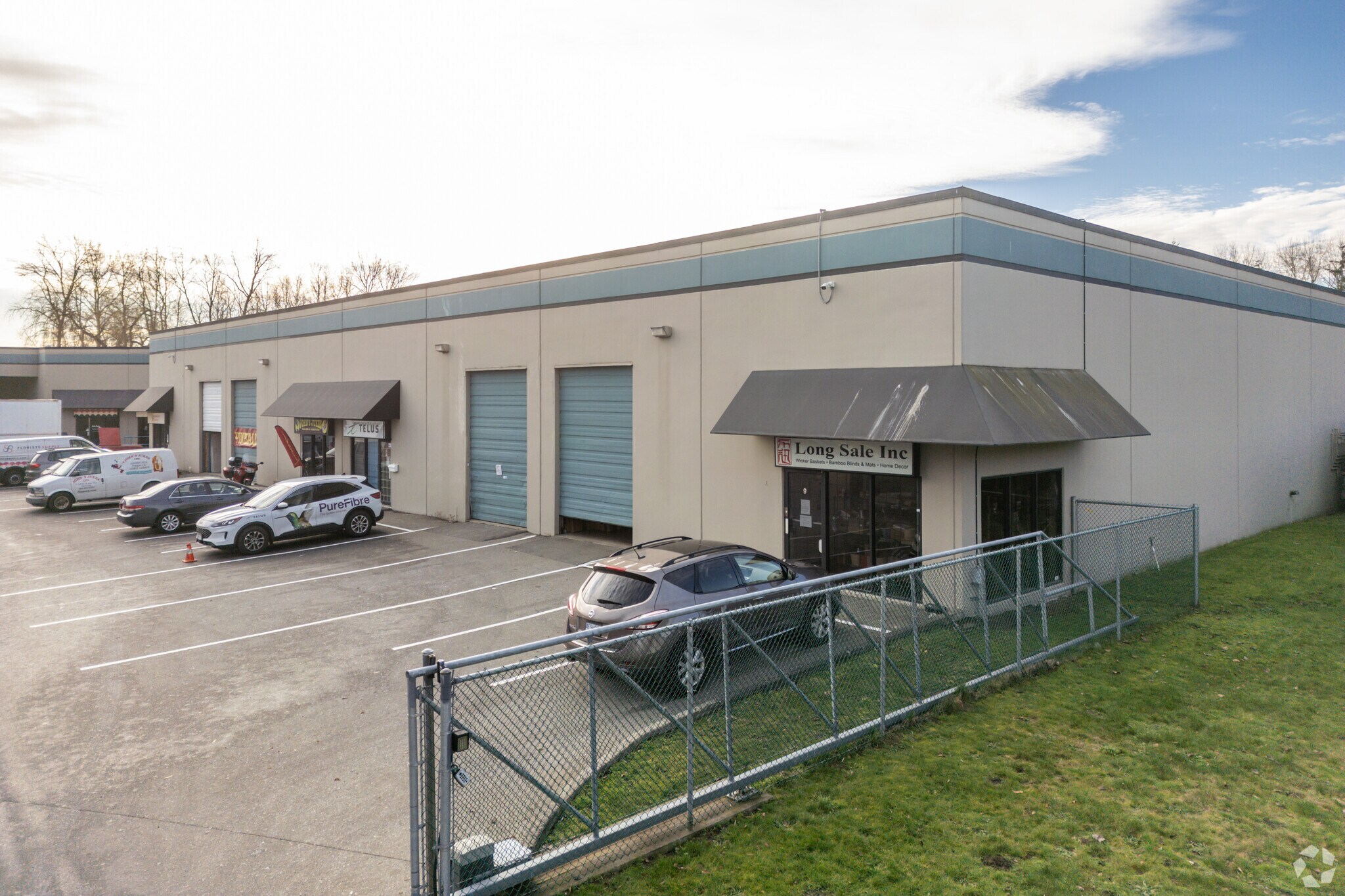 3979 Marine Way, Burnaby, BC à louer Photo principale– Image 1 sur 4