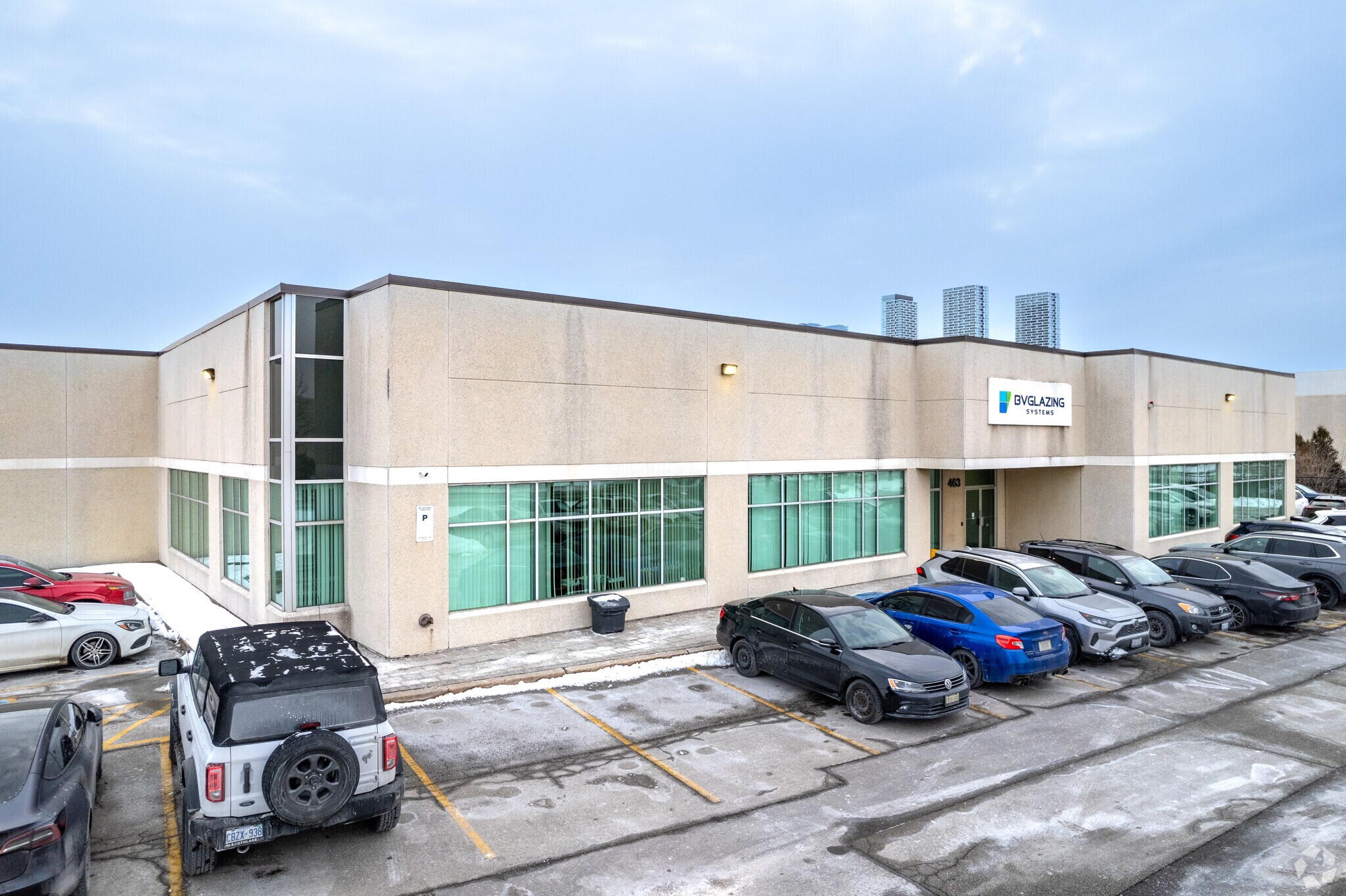 463 Applewood Cres, Vaughan, ON à louer Photo principale– Image 1 sur 5
