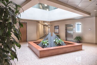 Plus de détails pour 8799 Balboa Ave, San Diego, CA - Bureau à louer