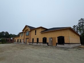2930 Henderson Dr, Jacksonville, NC à louer Photo de la construction– Image 1 sur 3