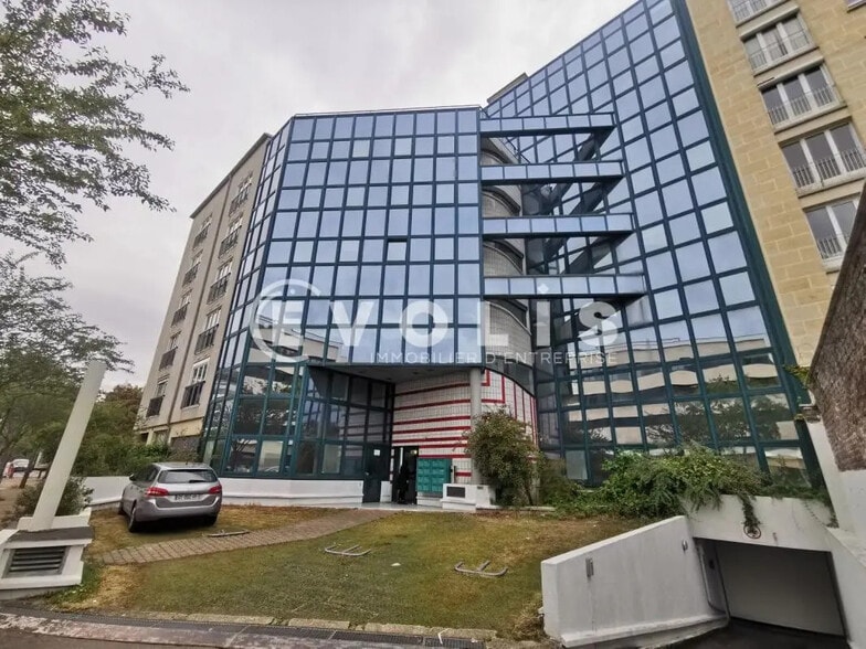 5 Boulevard Du Maréchal Joffre, Bourg-la-Reine à louer - Photo de l’immeuble – Image 3 sur 19