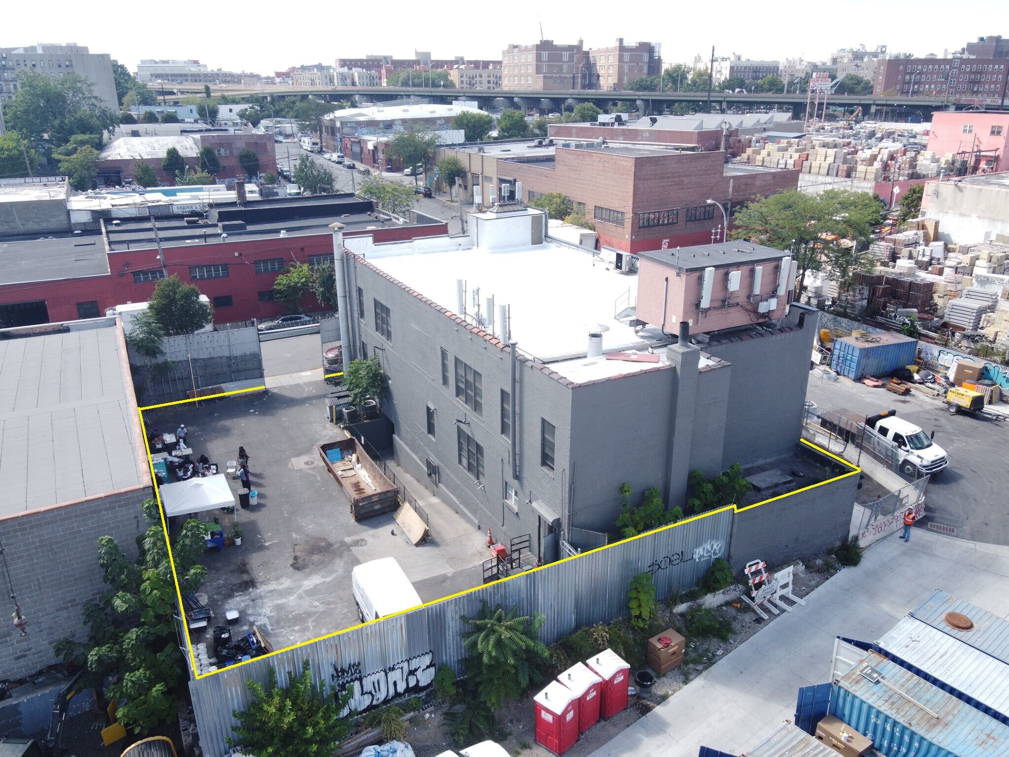1360 Garrison Ave, Bronx, NY à louer Aérien– Image 1 sur 7