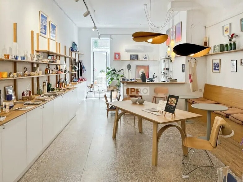 Local commercial dans Marseille à louer - Photo de l’immeuble – Image 3 sur 11