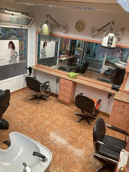 Avenida de Francia, 8, San Bartolomé de Tirajana, Las Palmas à vendre - Photo de l’immeuble – Image 2 sur 7