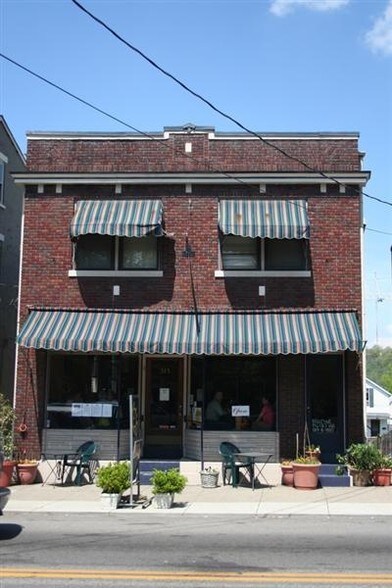 313 Fairfield Ave, Bellevue, KY à vendre - Photo de l’immeuble – Image 2 sur 29