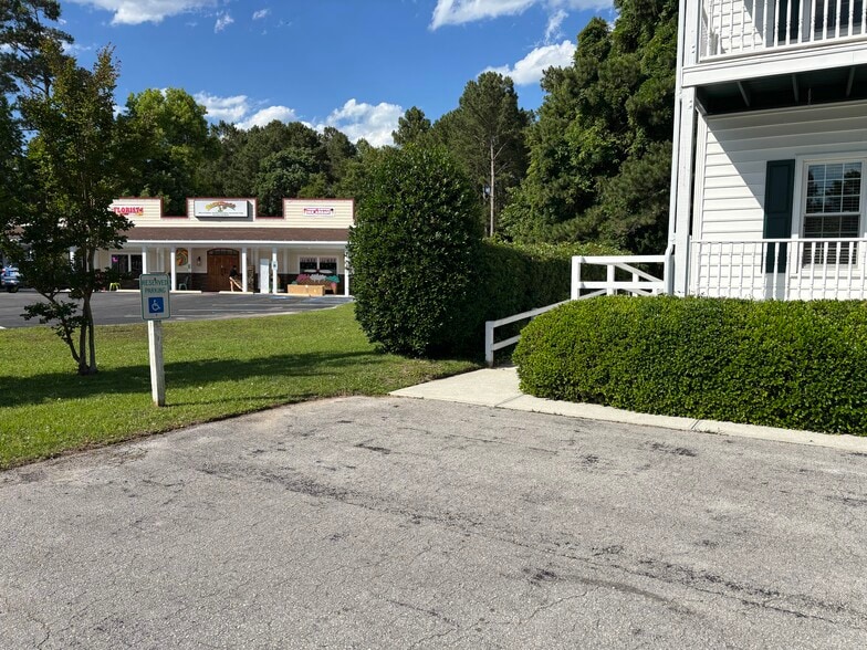638 W Corbett Ave, Swansboro, NC à vendre - Autre – Image 3 sur 14