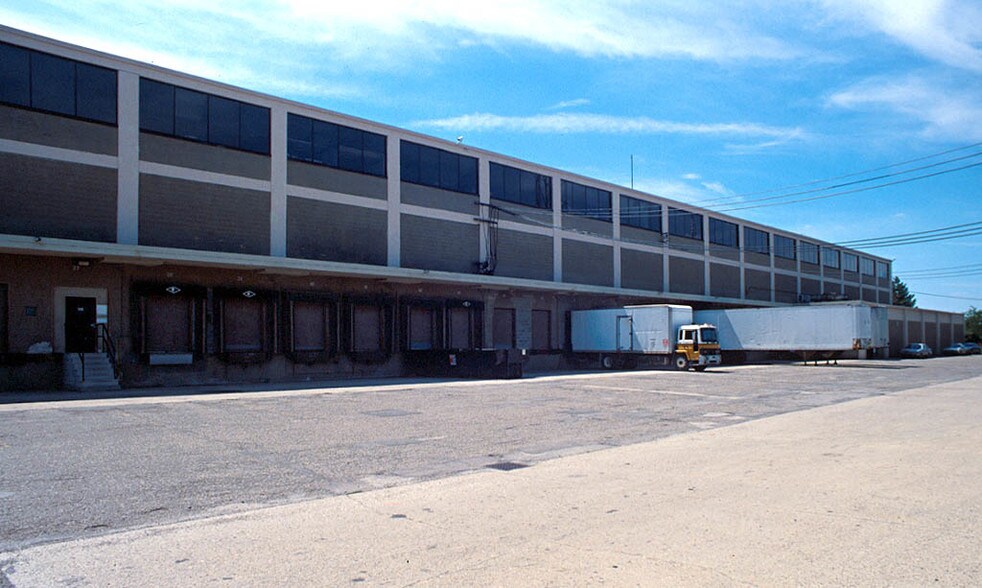 55 S State Ave, Indianapolis, IN à louer - Photo de l’immeuble – Image 2 sur 72