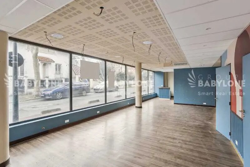 Local commercial dans Malakoff à louer - Photo de l’immeuble – Image 3 sur 13