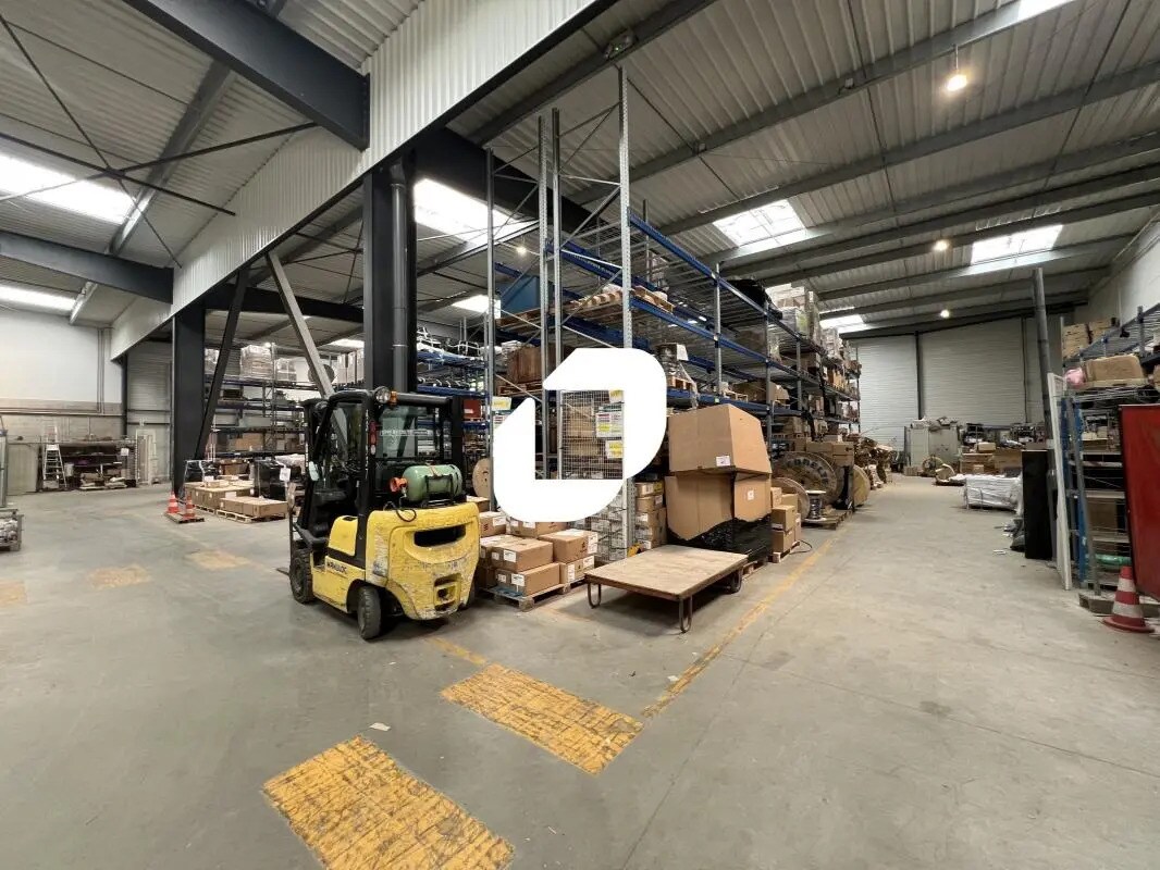 Bureau dans Lesquin à louer Photo de l’immeuble– Image 1 sur 12