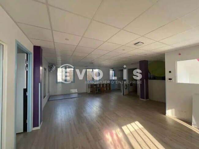 Plus de détails pour Bureau à louer