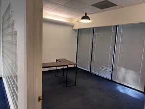 3360 Flair Dr, El Monte, CA à louer Photo intérieure– Image 2 sur 6