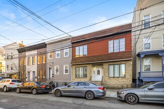 Plus de détails pour 135-137 Griffith St, Jersey City, NJ - Logement à vendre