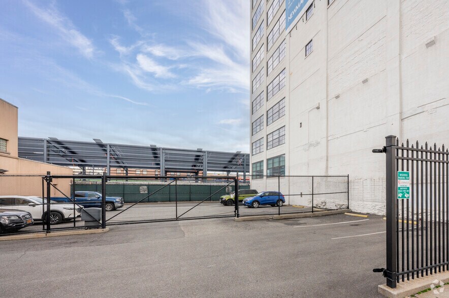 341 39th St, Brooklyn, NY à vendre - Photo de l’immeuble – Image 3 sur 5