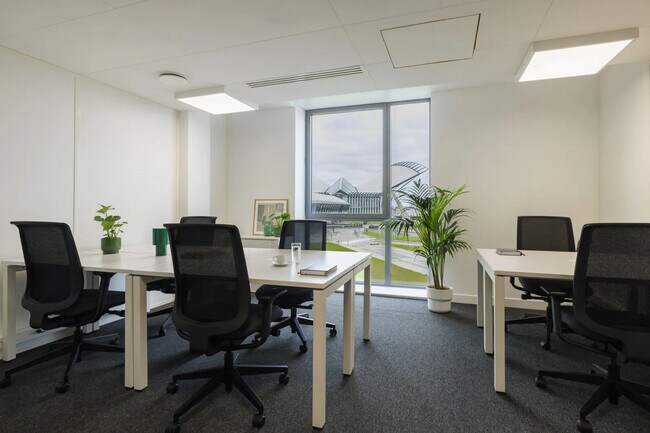 Plus de détails pour Bureau à louer