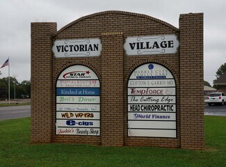 Plus de détails pour 1011-1025 W Fort Williams St, Sylacauga, AL - Bureau à louer