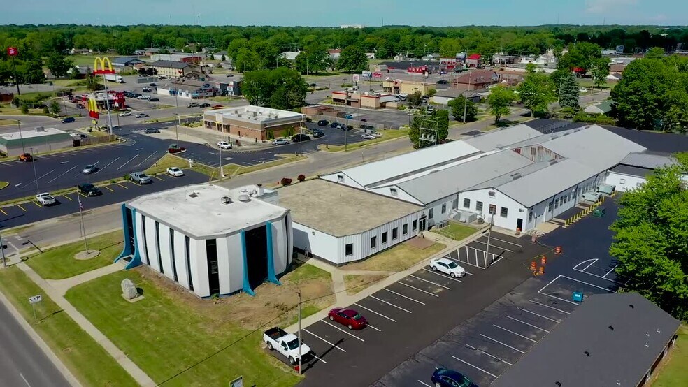 1331 Broad Ave, Findlay, OH à louer - Vidéo sur l’annonce professionnelle – Image 2 sur 6